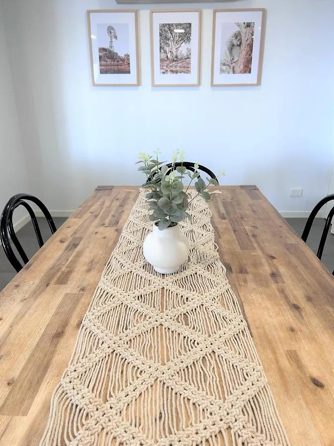 Location, Location, Location - Private Apartment Μπρίσμπεϊν 0*,  Αυστραλία